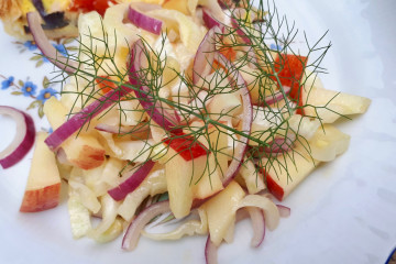 Venkelsalade met appel en honing-mosterddressing